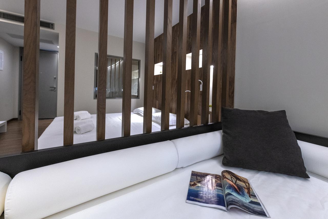 Mj Luxury Suites Atene Esterno foto