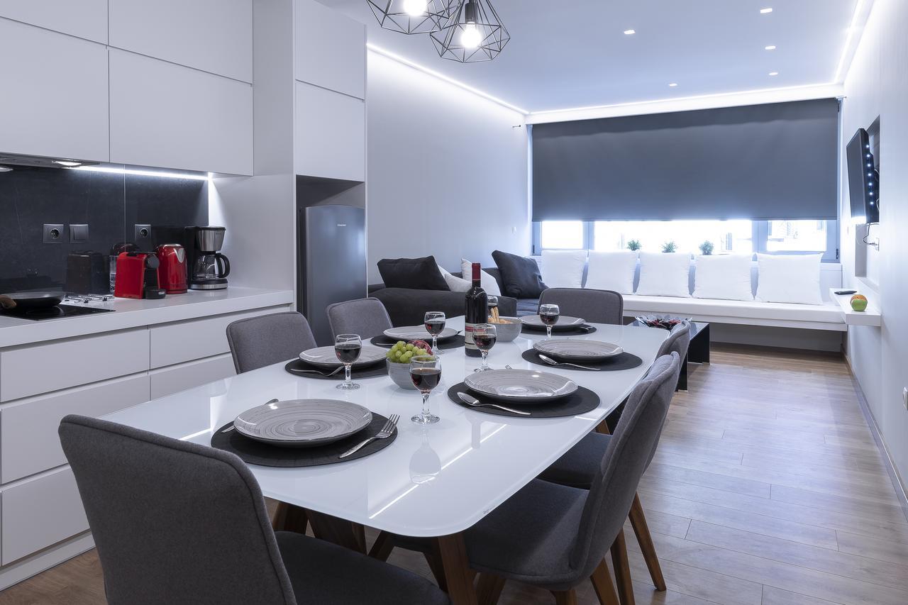 Mj Luxury Suites Atene Esterno foto