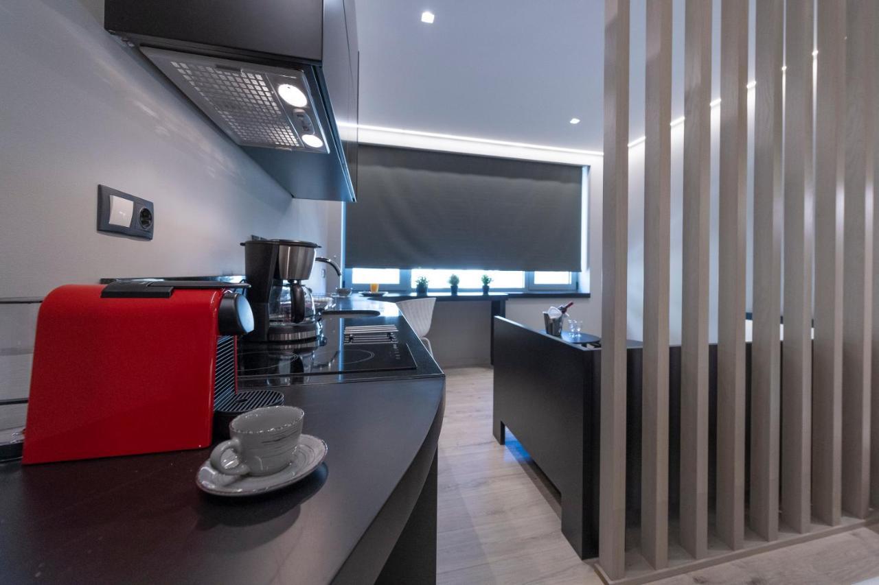 Mj Luxury Suites Atene Esterno foto